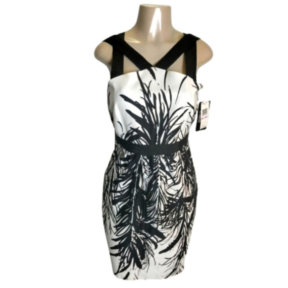 Jax Dresses & Skirts - CRISSCROSS strap dress summer